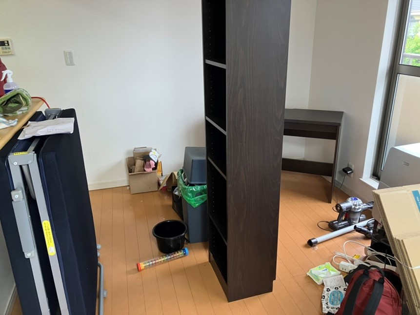 名古屋市昭和区K様の引越ゴミの片付けと不要になる家具や古い家電の回収画像